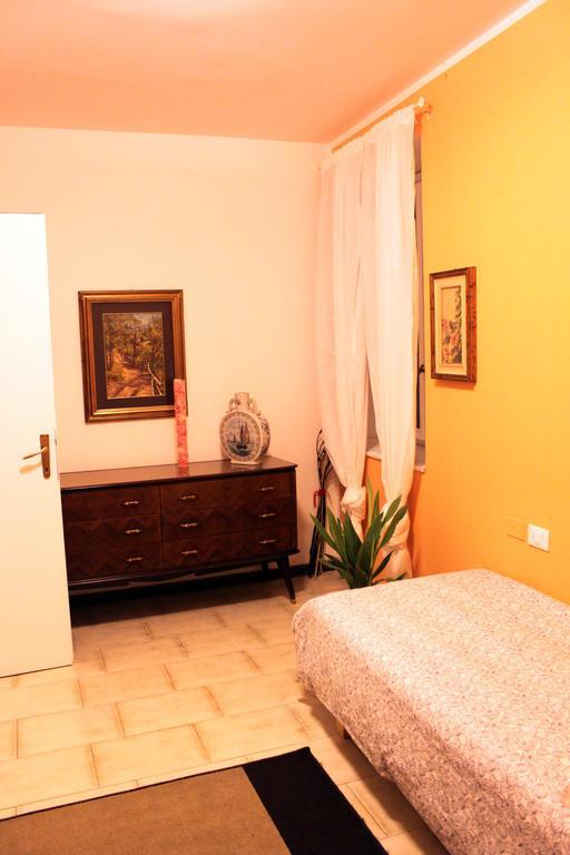 Tenuta Margherita Guest House Salò Стая снимка